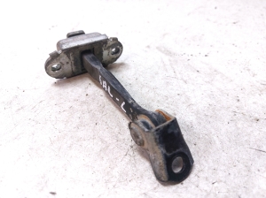Rear side door opening limiter - ES05