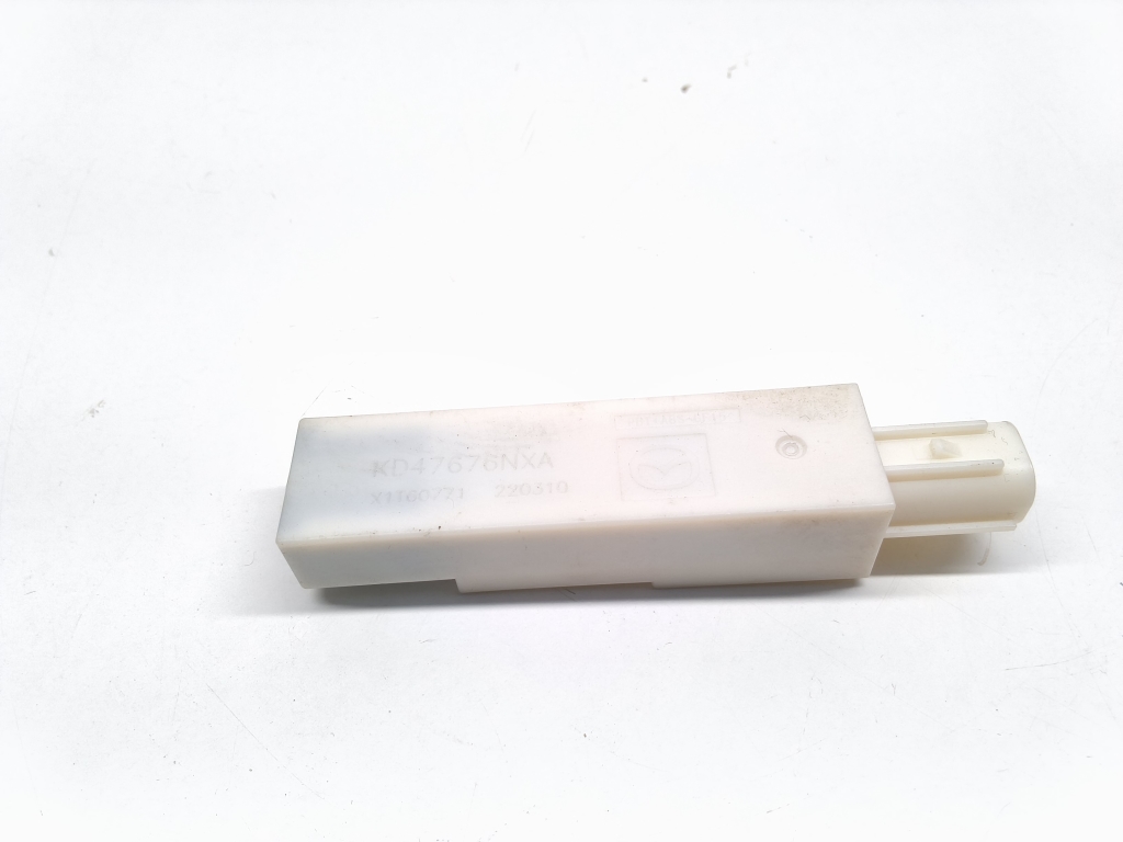 Mazda cx-60 I (2022–2026) Antenne KD47676NXA Mazda cx-60 I (2022–2026) Antenne KD47676NXA