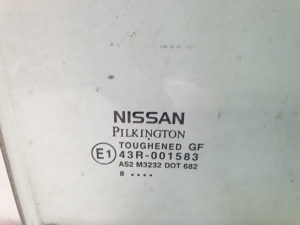 Rear side door glass - 001583