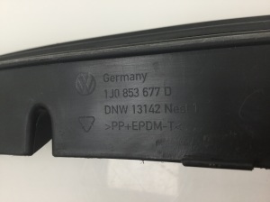 Volkswagen Golf IV (1997–2003) Front bumper lower grille 1J0853677D - 2