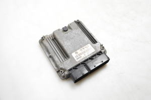 Volkswagen Touran I (2003–2010) Engine control unit 03G906016CD - 2