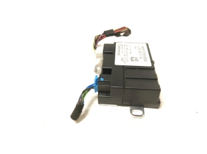 Mercedes Benz CLA-Class W117 (2013–2019) Fuel pump control module A0009000104 - 2