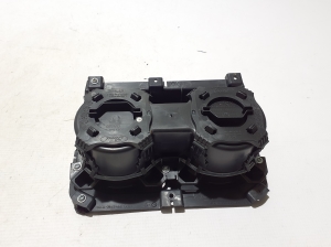 Ford Mustang Mach-E Mach-E (2020–2026) Topsihoidja LJ8BR044K14ABW - 3