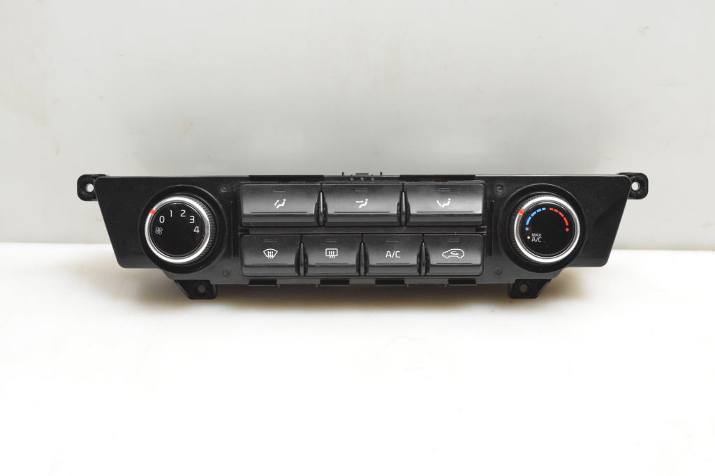 Kia Sportage (2016–2021) Heater control panel 97250F1000