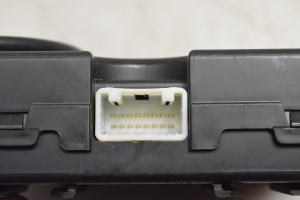 Kia Sportage (2016–2021) Mugavusmoodul 95400F1400 - 5