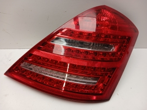 Mercedes Benz S-Class 221 (2005–2013) Eckleuchte hinten