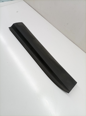 Front door molding - 877212W000