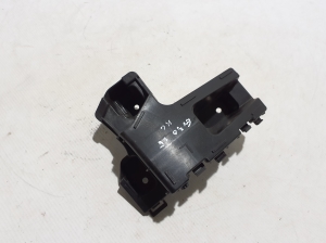 Rear bumper bracket - 80001831