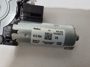 VOLVO XC60 (2017–2026) Schiebedachmotor 10030662B - 2