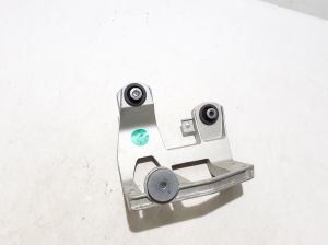 Halter für Klimakompressor - 8890235130