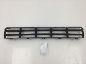 Volkswagen Golf IV (1997–2003) Front bumper lower grille 1J0853677D - 2