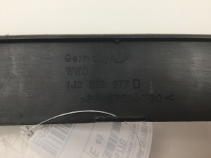 Volkswagen Golf IV (1997–2003) Front bumper lower grille 1J0853677D - 3