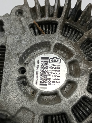 Mitsubishi Outlander (2012–2021) Generaator 1800A341 - 3
