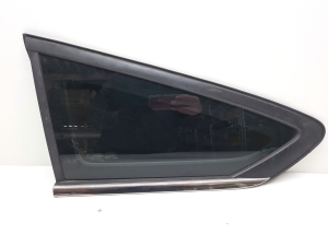 Ford Focus (2018–2026) Tagumine küljeklaas (kere) JX7BN297B01B - 3