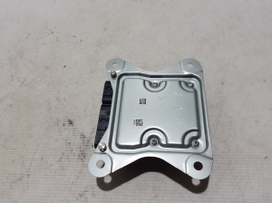 VOLVO EX30 I (2023–2026) Airbag module 6608101985 - 2