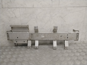 Engine bracket - 