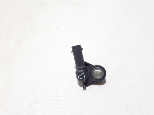 VOLVO EX30 I (2023–2026) Airbag sensor 8890549602 - 3