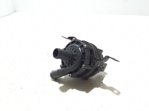 VOLVO EX30 I (2023–2026) Auxiliary water pump 31345280 - 5
