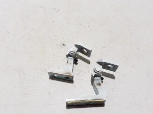 Front door top hinge - 80013611