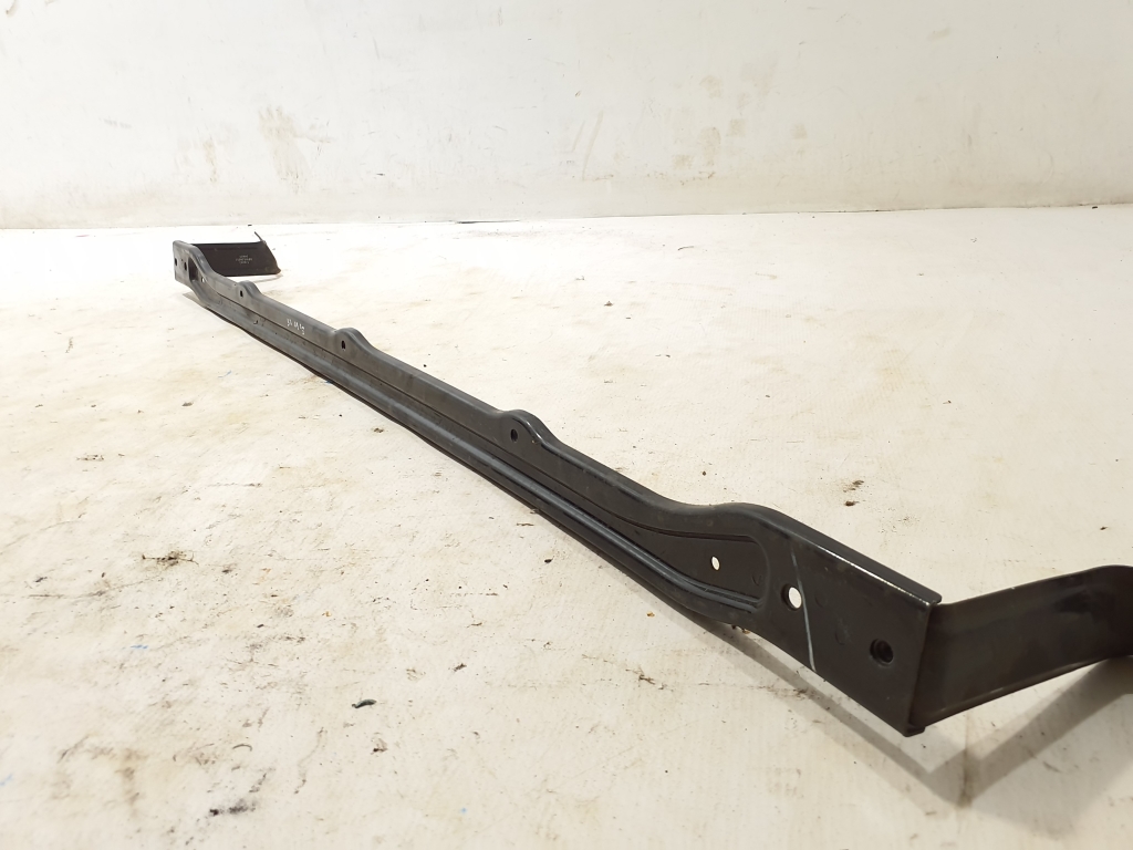 VOLVO EX30 I (2023–2026) Radiator bracket 8891526051 VOLVO EX30 I (2023–2026) Radiator bracket 8891526051