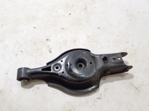 VOLVO EX30 I (2023–2026) Tagumine õõtshoob 80010427 - 3