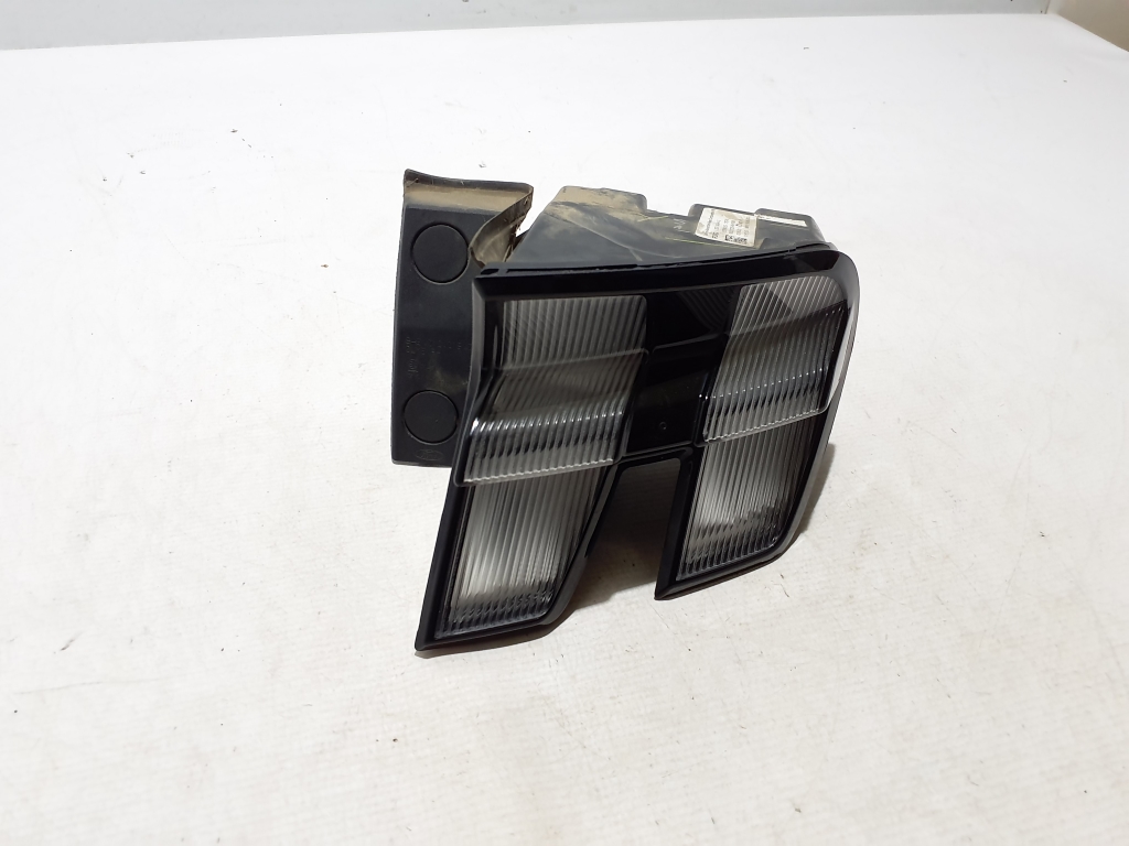 Ford Mustang Mach-E Mach-E (2020–2026) Eckleuchte hinten LJ8B13404AG Ford Mustang Mach-E Mach-E (2020–2026) Eckleuchte hinten LJ8B13404AG