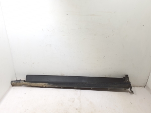   Exterior sill trim  - LJ8BR10155BBW 