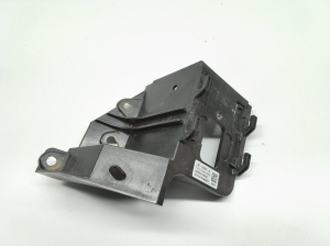 Ford Mustang Mach-E Mach-E (2020–2026) Distronicu hoidik LJ8T14H037AL - 3