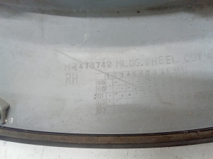 Mitsubishi Pajero III (1999–2006) Front fender trim (flare) MR478742 - 4