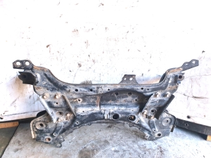 TOYOTA RAV 4 A3 (2005–2012) Eesmine alusraam - 3