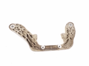 Mercedes Benz GLA-Class 156 (2013–2019) Support de différentiel arrière A2463520500 - 2