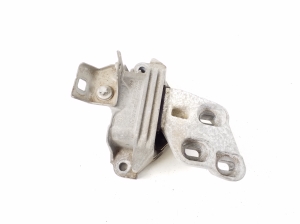 Mercedes Benz GLA-Class 156 (2013–2019) Gearbox mount A2462400617 - 2
