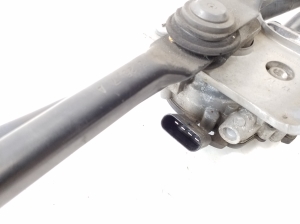 Mercedes Benz GLA-Class 156 (2013–2019) Windshield wiper mechanism and its parts A1768200140 - 3