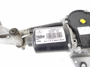 Mercedes Benz GLA-Class 156 (2013–2019) Windshield wiper mechanism and its parts A1768200140 - 5