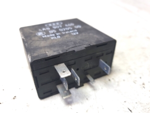 AUDI A4 B6 (2000–2005) Relee 4A0907440 - 2