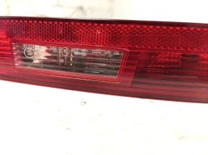 AUDI Q3 8U (2011–2018) Tagumine udutuli 8U0945095 - 2