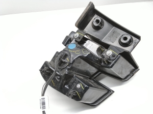 Ford Mustang Mach-E Mach-E (2020–2026) Eckleuchte hinten LJ8B13404AF - 2