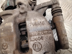 Mazda cx-60 I (2022–2026) Tagumine pidurisadul 7V851B - 5