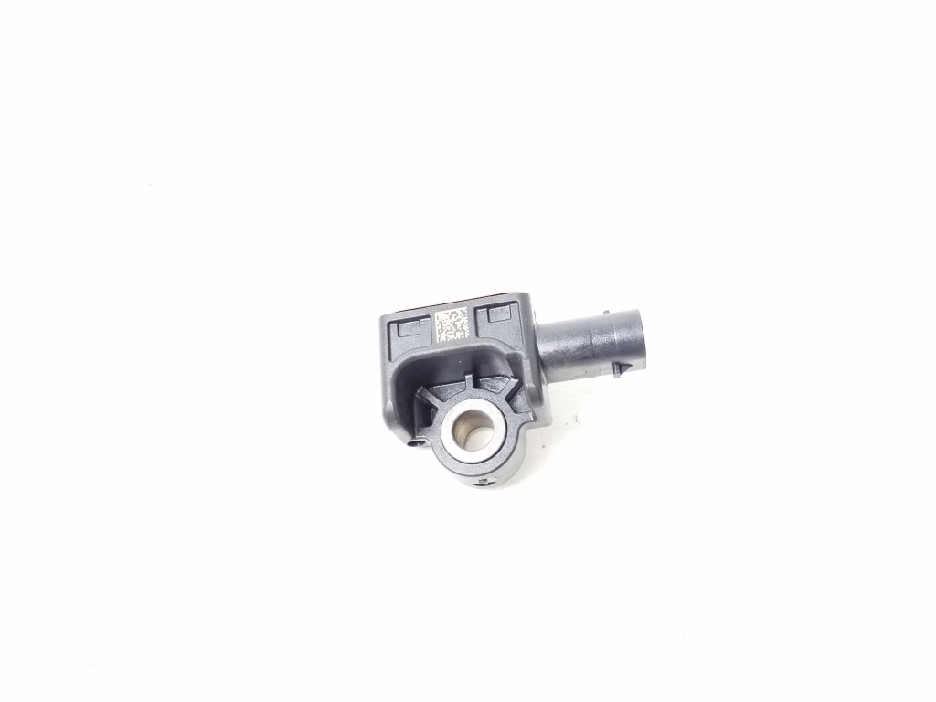 Mercedes Benz GLA-Class 156 (2013–2019) Airbag sensor A1668210151 Mercedes Benz GLA-Class 156 (2013–2019) Airbag sensor A1668210151