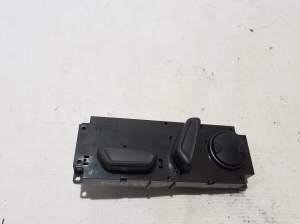 Ford Mustang Mach-E Mach-E (2020–2026) Sitzverstellschalter LJ8T14B709AA - 2