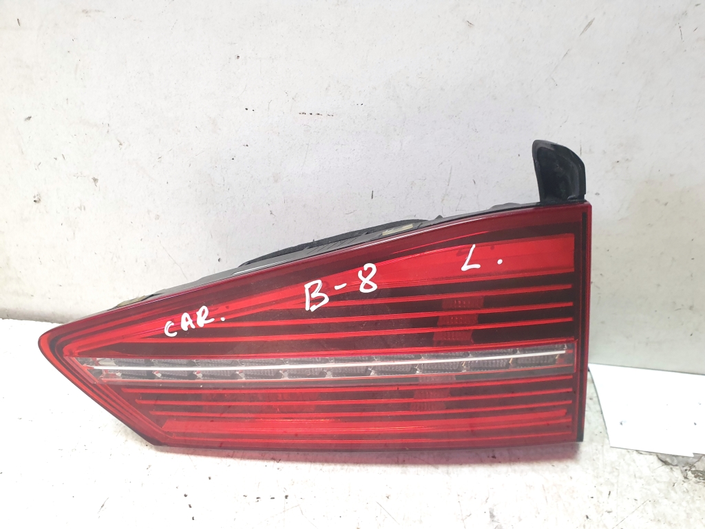 Volkswagen Passat B8 (2014–2023) Tagatuli tagaluugil 3G9945307D Volkswagen Passat B8 (2014–2023) Tagatuli tagaluugil 3G9945307D