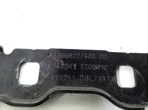 Mercedes Benz EQE V295 (2022–2026) Muu kinnitus A2956227400 - 2