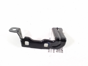 Mercedes Benz EQE V295 (2022–2026) Muu kinnitus A2956227900 - 2