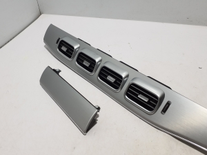 Mercedes Benz GLE-Class 167 (2019–2026) Dashboard air vent grilles A1678304102 - 3