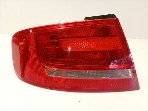 AUDI A4 B8 (2007–2016) Eckleuchte hinten