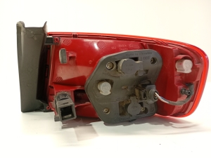 AUDI A4 B8 (2007–2016) Eckleuchte hinten - 4