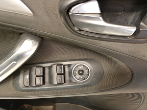 Ford S-MAX (2006–2015) Priekšējo durvju apdare un tās detaļas - 2