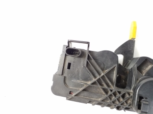 Mercedes Benz GLA-Class 156 (2013–2019) Hood latch A2468700558 - 3