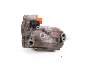 Hyundai Kona (2017–2023) A/C compressor 97701CM000 - 2