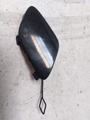 Front bumper tow hook cover - A2128850526